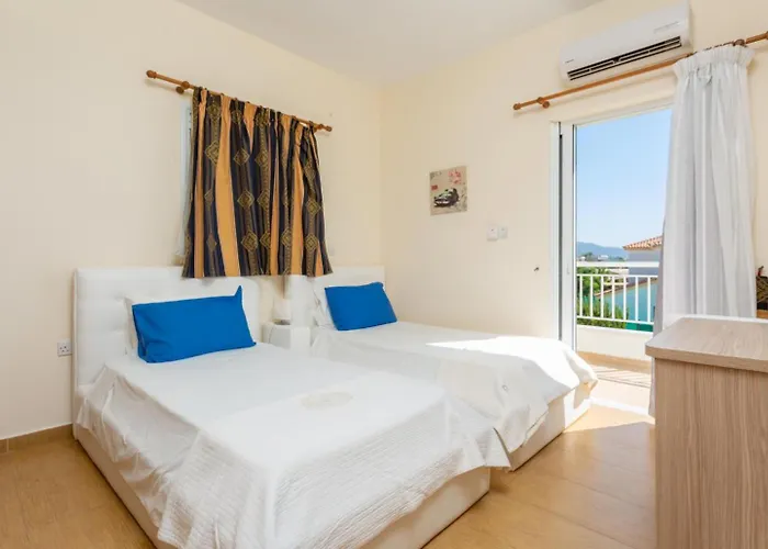 ヴィラ Kalisto Kato Yialia