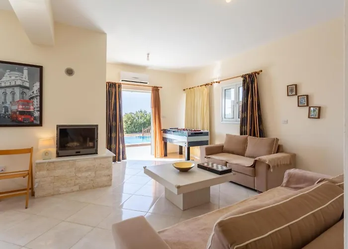 ヴィラ Kalisto Kato Yialia